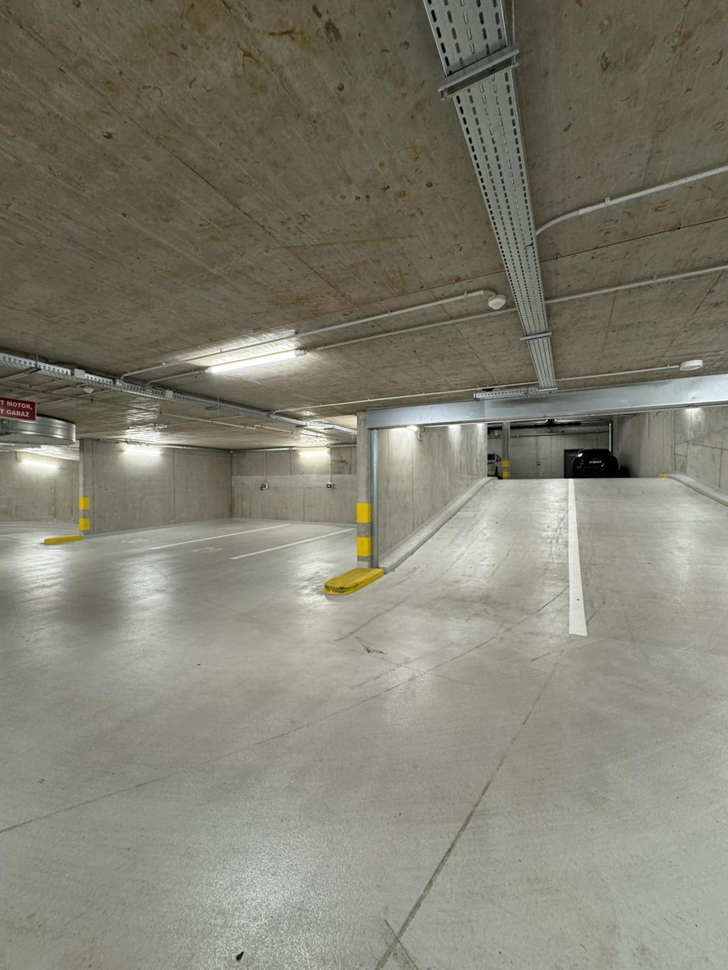 ברנו Gold Garden Terrace Apartment מראה חיצוני תמונה