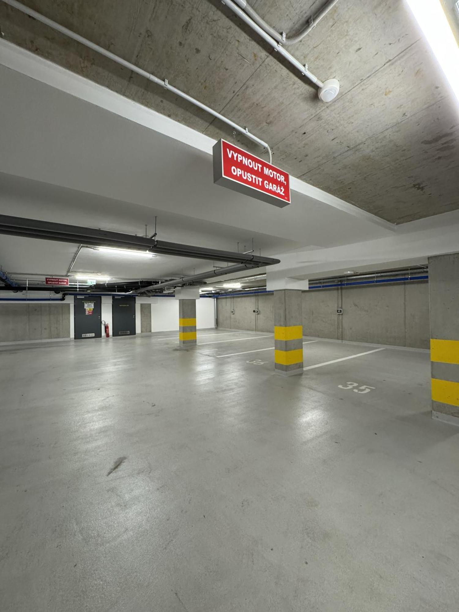 ברנו Gold Garden Terrace Apartment מראה חיצוני תמונה